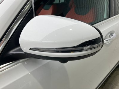 MERCEDES-BENZ GLB - 8