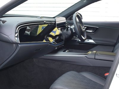 MERCEDES-BENZ E-CLASS - 8