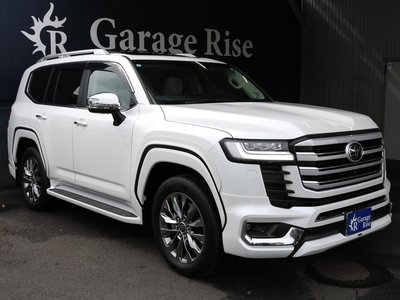 TOYOTA LAND CRUISER 300 - 3