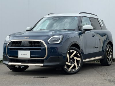 2025 MINI COOPER COUNTRYMAN photo 1