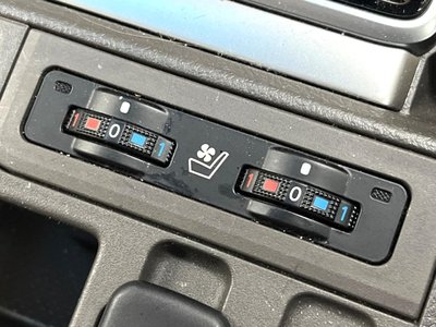 TOYOTA LAND CRUISER PRADO - 9