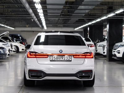 BMW 7 SERIES - 6