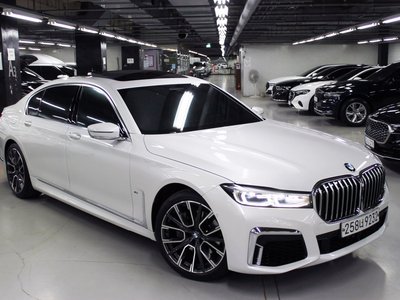 BMW 7 SERIES - 1