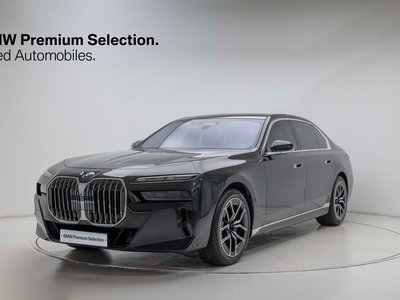 2025 BMW 7 SERIES photo 1