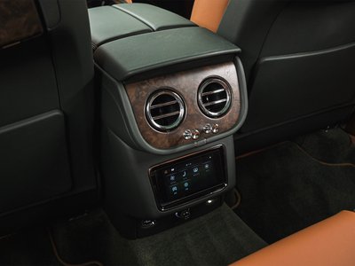 صورة مصغرة 18 لـ 2023 Bentley BENTAYGA