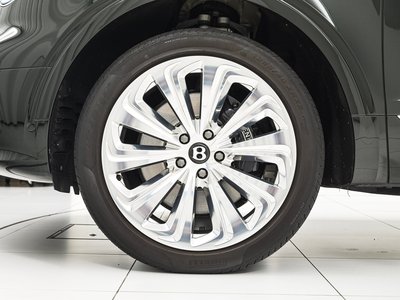 صورة مصغرة 21 لـ 2023 Bentley BENTAYGA