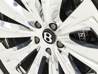 صورة مصغرة 40 لـ 2023 Bentley BENTAYGA