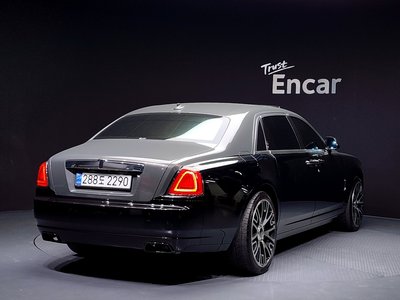 ROLLS-ROYCE GHOST - 4