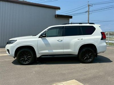 TOYOTA LAND CRUISER - 9