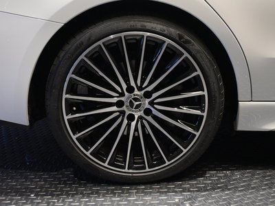 2025 MERCEDES-BENZ C-CLASS — миниатюра 11