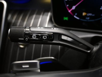 2025 MERCEDES-BENZ C-CLASS — миниатюра 61