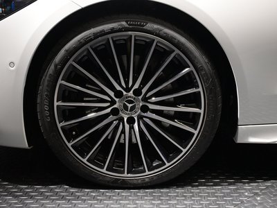 2025 MERCEDES-BENZ C-CLASS — миниатюра 13