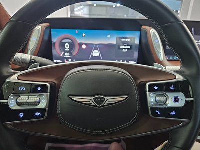 صورة 8 لـ 2022 Genesis G90 (RS4)