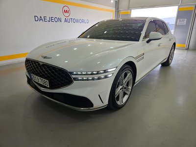 صورة 1 لـ 2022 Genesis G90 (RS4)