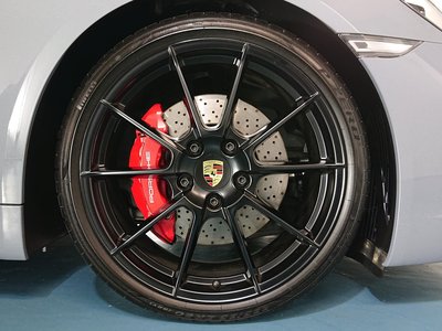 PORSCHE 718 BOXSTER - 8