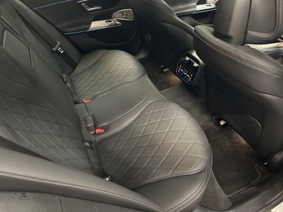 MERCEDES-BENZ E-CLASS - 8