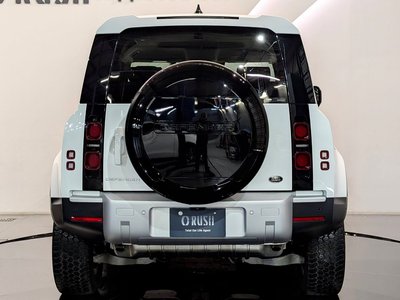 LAND ROVER DEFENDER - 5