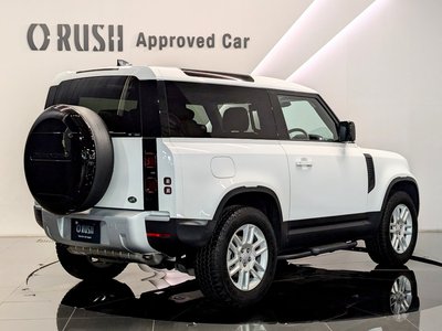 LAND ROVER DEFENDER - 4