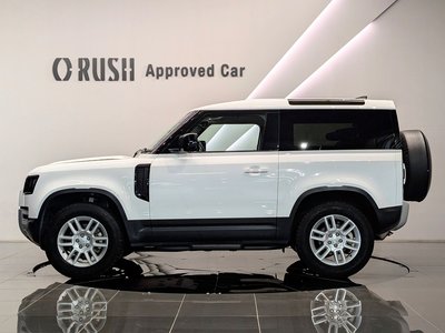 LAND ROVER DEFENDER - 7