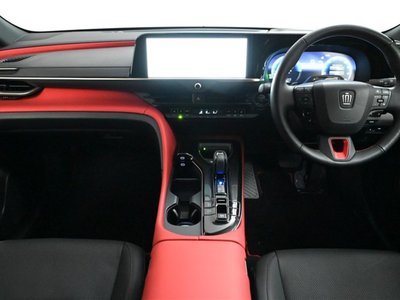 TOYOTA CROWN SPORT - 2