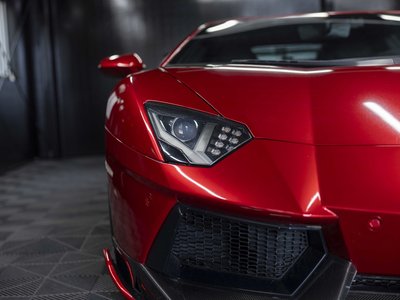 LAMBORGHINI AVENTADOR - 7