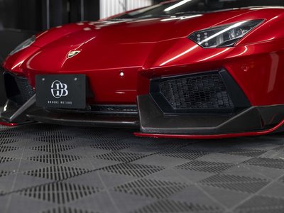 LAMBORGHINI AVENTADOR - 6