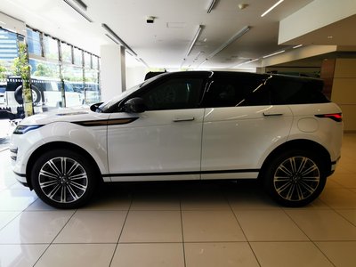 2025 LAND Rover RANGE ROVER EVOQUE — миниатюра 24