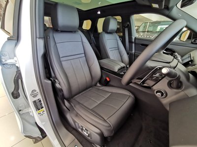 2025 LAND Rover RANGE ROVER EVOQUE — миниатюра 32