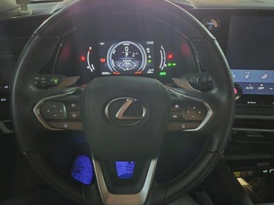 2023 LEXUS RX photo 7