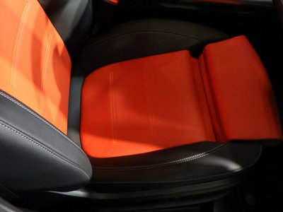 MERCEDES-BENZ GLA - 10