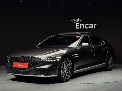 صورة 1 لـ 2022 Genesis G90 (RS4)