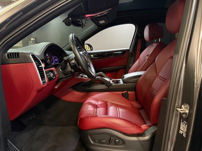 PORSCHE CAYENNE - 6