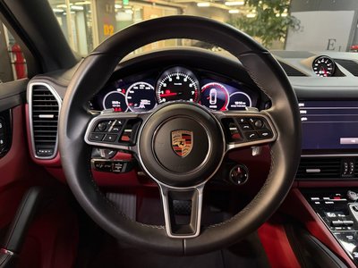 PORSCHE CAYENNE - 9