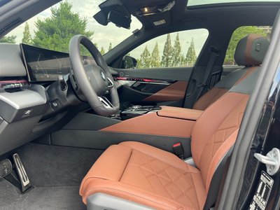 2025 BMW 5 SERIES 照片 8