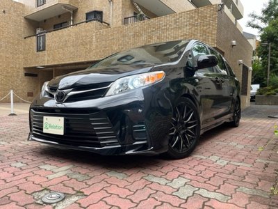 TOYOTA SIENA - 1