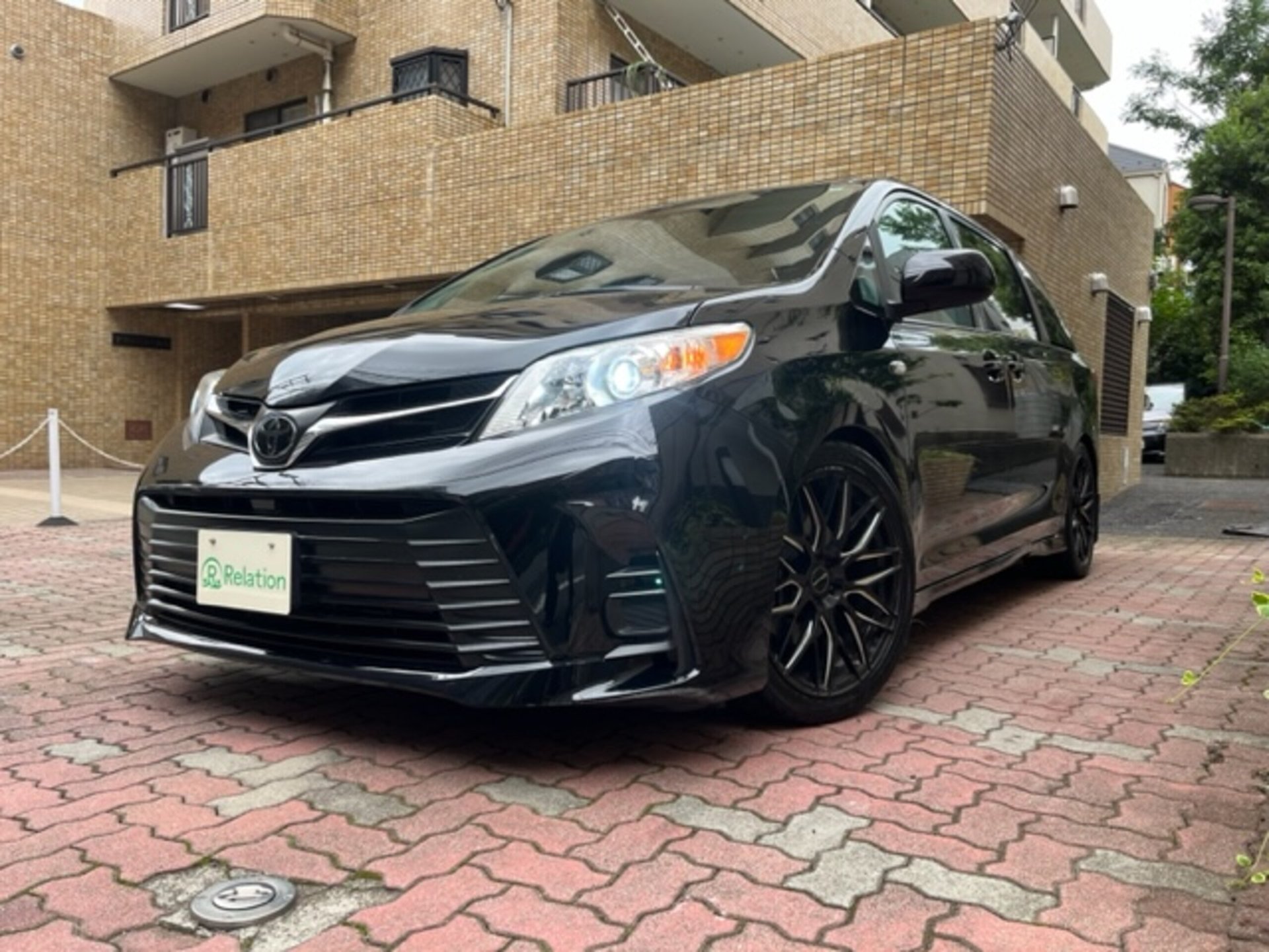 TOYOTA SIENA - View 1