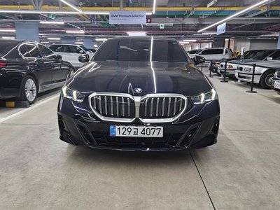 BMW 5 SERIES - 2