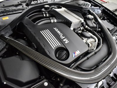 BMW M2 COMPETITION - 4