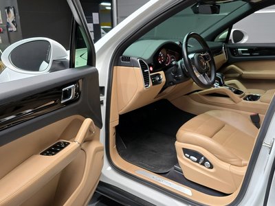 PORSCHE CAYENNE - 10