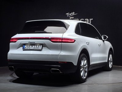 PORSCHE CAYENNE - 3