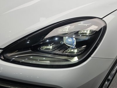PORSCHE CAYENNE - 10