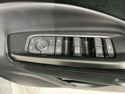 2025 Lexus LBX 照片 13