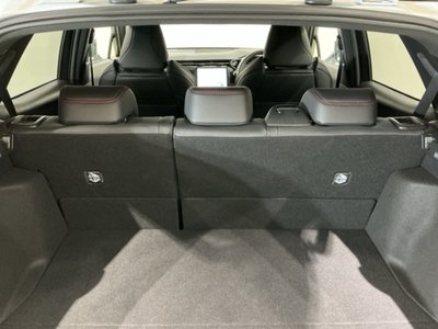 2025 Lexus LBX 缩略图 37