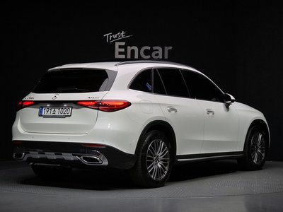 MERCEDES-BENZ GLC - 4