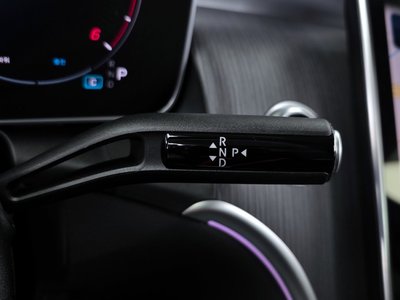 MERCEDES-BENZ GLC - 9