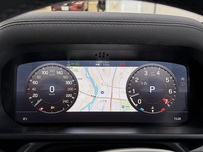 LAND ROVER DEFENDER - 3