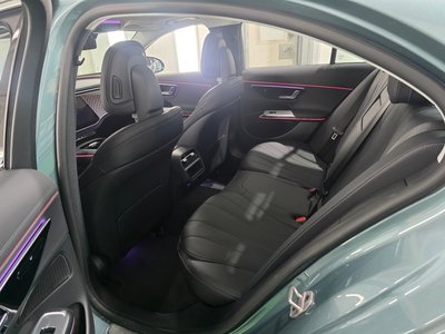 MERCEDES-BENZ E-CLASS - 8