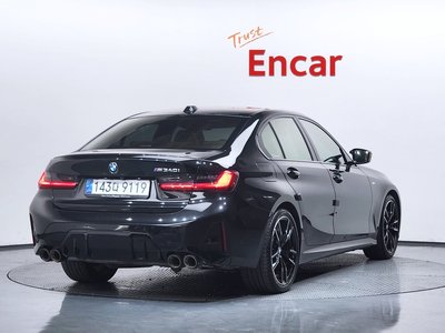 BMW 3 SERIES - 4