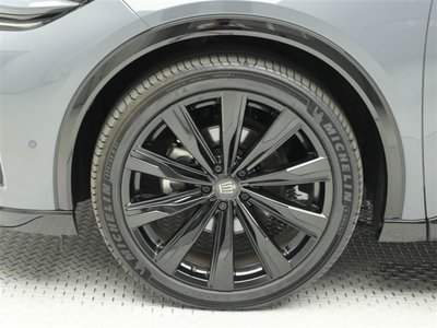 صورة مصغرة 31 لـ 2024 Toyota CROWN SPORT