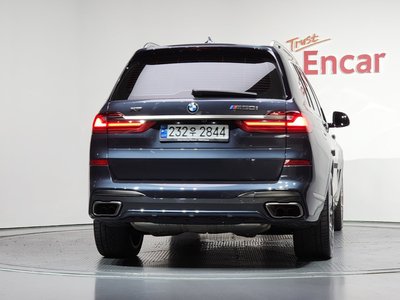 2020 BMW X7 照片 3